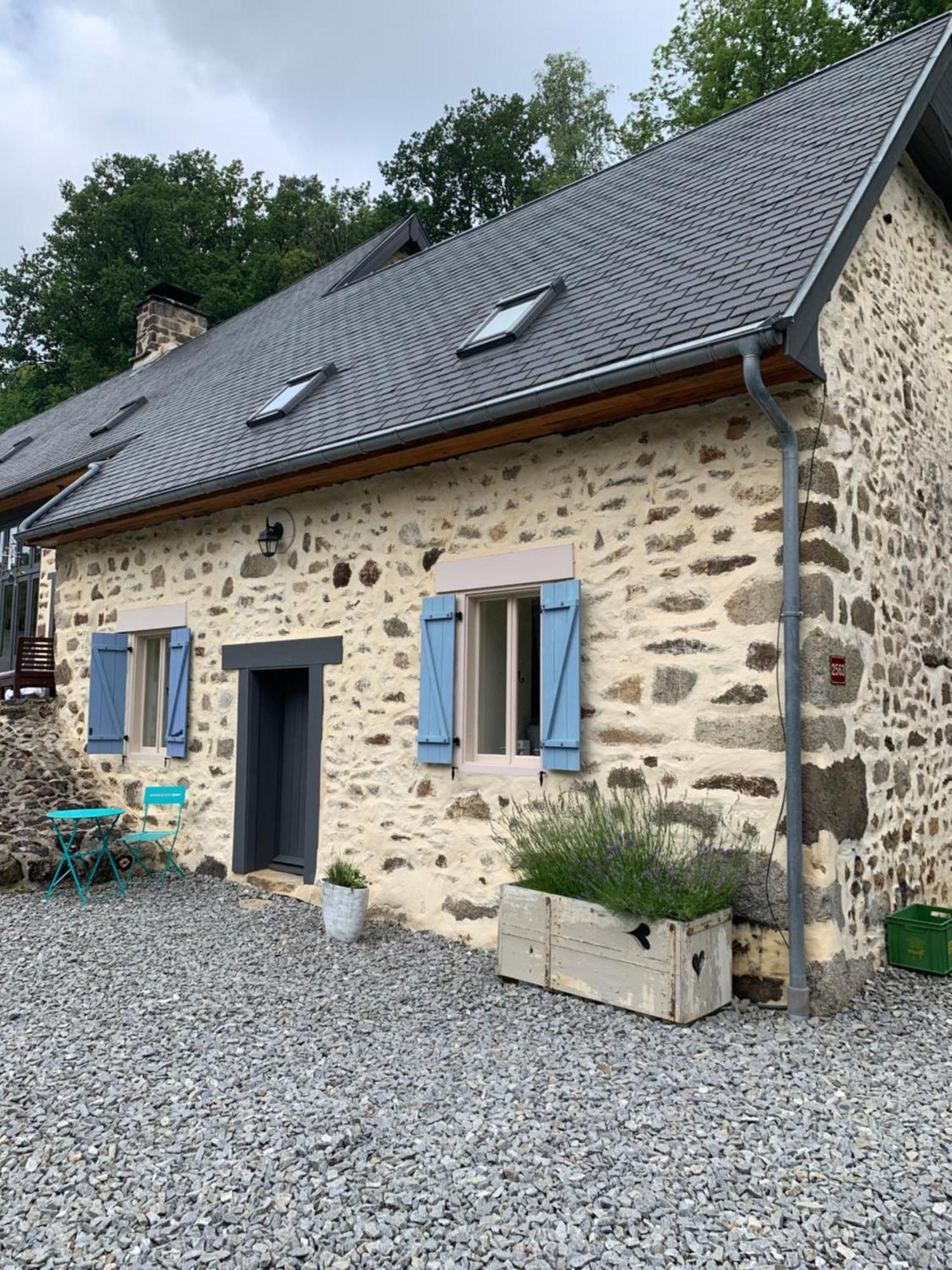 Gite Maison Du Trottoir, Sussac Exteriör bild